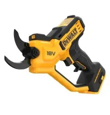 Секатор DeWALT акумуляторний 18В XR Li-lon, діам. гілок 38 мм, вага 3.9 кг (без АКБ та ЗП) (DCMPP568N)