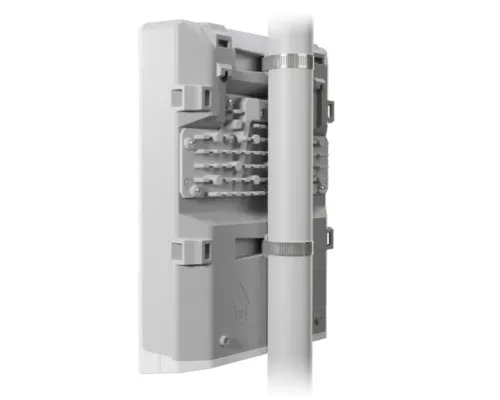 Комутатор мережевий Mikrotik CSS610-1Gi-7R-2S+OUT
