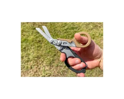 Мультитул Leatherman Raptor Rescue чохол Molle Black/Sand (833062)