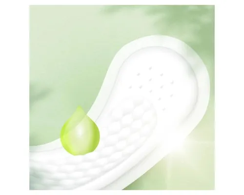 Щоденні прокладки Naturella Сamomile Light 20 шт. (4015400240310)