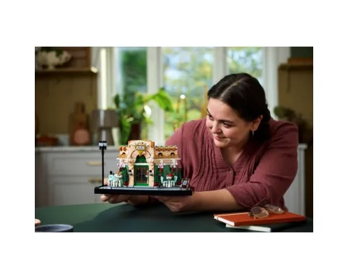 Конструктор LEGO Icons Французька кав'ярня (10362)