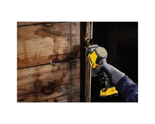 Шабельна пила DeWALT 10.8/12В XR Li-lon, 0 – 2800 хід/хв, 1.38 кг, (без АКБ та ЗП) (DCS312N)