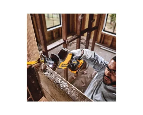 Шабельна пила DeWALT 18В XR Li-lon, 0 – 2800 хід/хв, 1.43 кг, TSTAK (без АКБ та ЗП) (DCS369NT)