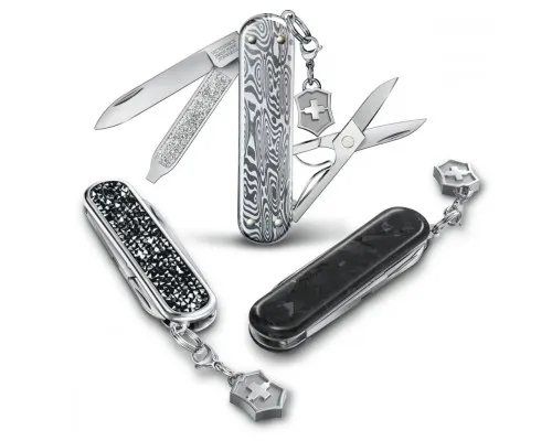 Ніж Victorinox Classic SD Brilliant Crystal + брелок-лого (0.6221.35)