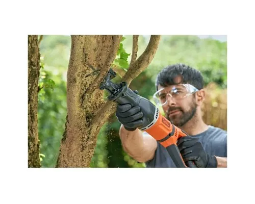 Шабельна пила Black&Decker BES301