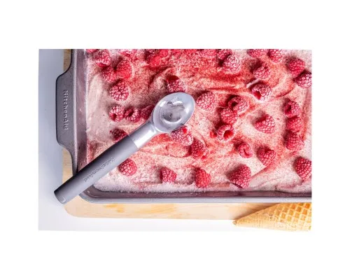 Ложка для морозива KitchenAid Coreline, 21,6 см, сіра (KAS117OHCGG)