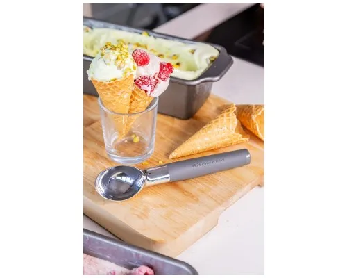 Ложка для морозива KitchenAid Coreline, 21,6 см, сіра (KAS117OHCGG)