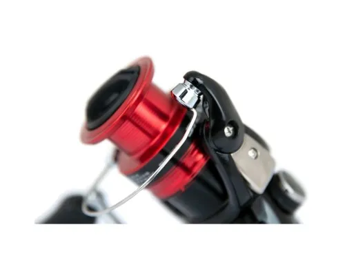 Котушка Shimano Sienna 4000 FG 3+1BB 5.2:1 (SN4000FG)