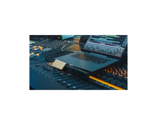 Накопичувач SSD USB 3.2 2TB T7 Shield Samsung (MU-PE2T0R/WW)