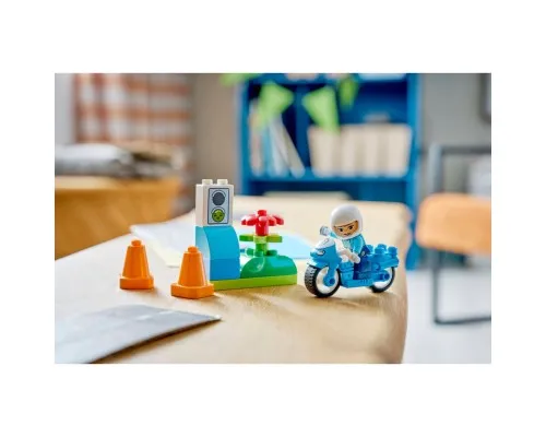 Конструктор LEGO DUPLO Town Синій поліцейський мотоцикл (10471)