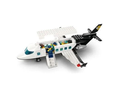 Конструктор LEGO City Аеропорт із літаком (60502)