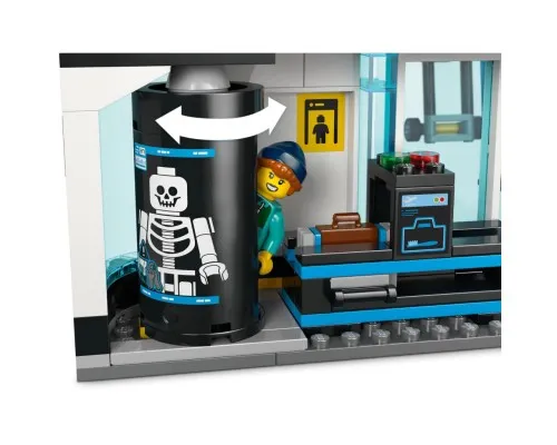 Конструктор LEGO City Аеропорт із літаком (60502)
