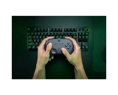 Геймпад Razer Wolverine V3 PRO 8K PC Wireless Black (RZ06-05540100-R3M1)