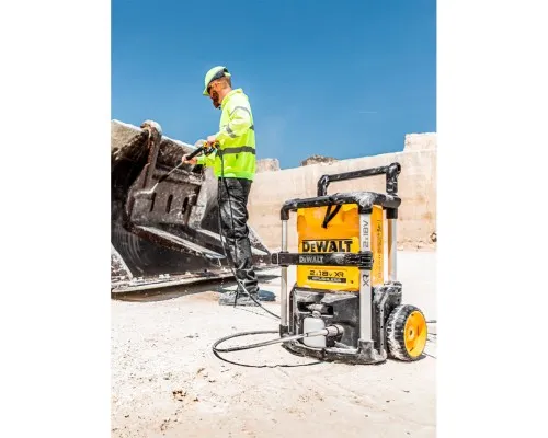 Мийка високого тиску DeWALT XR Li-Ion, 165 бар, шланг 6 м (без АКБ та ЗП) (DCMPW1600N)