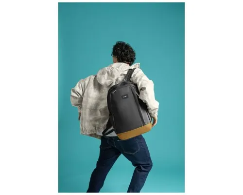 Рюкзак туристичний Pacsafe Go 25L чорний/помаранчевий (35115130)