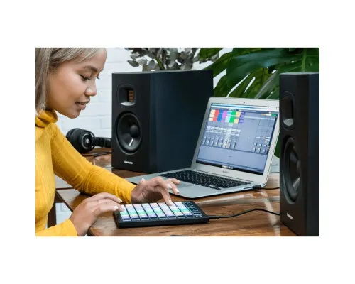 MIDI контролер Novation Launchpad Mini MK3 (229426)
