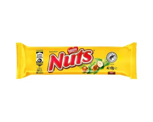 Батончик Nuts шоколадний з цілими горіхами 42 г (45841)