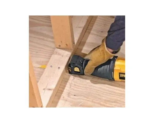Шабельна пила DeWALT 1100 Вт, 0 - 2800 хід/хв, величина ходу 29 мм, 3.5 кг, кейс (DWE305PK)