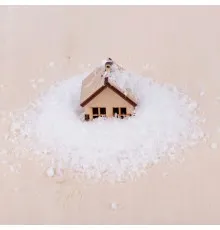 Прикраса декоративна Novogod`ko сніг штучний, білий, крупний, 80 г (974170)