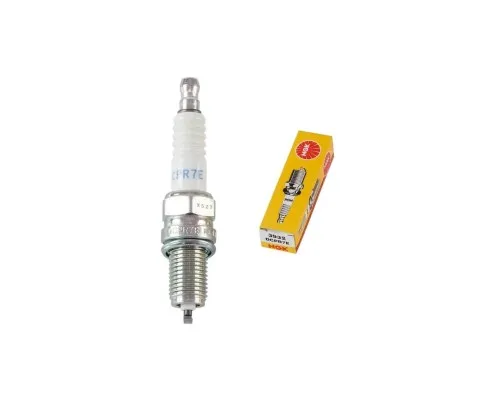 Свічка запалювання NGK 3932 DCPR7E