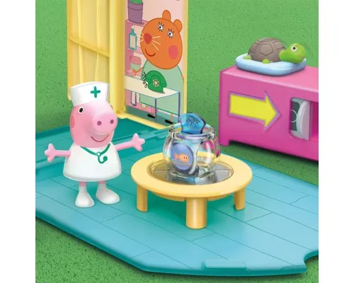 Игровой набор Peppa Pig Пеппа в ветеринарной клинике (F3757)