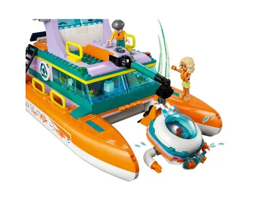 Конструктор LEGO Friends Лодка морской спасательной бригады 717 деталей (41734)