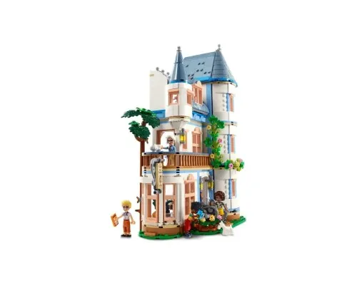 Конструктор LEGO Friends Замковый отель Ночлег и завтрак (42638)