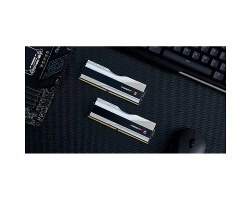 Модуль памяті для компютера DDR5 32GB (2x16GB) 6400 Trident Z5 RGB G.Skill (F5-6400J3239G16GX2-TZ5RS)