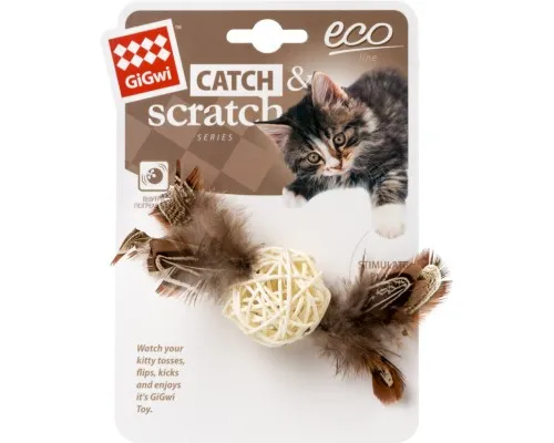 Іграшка для котів GiGwi Catch&scratch Плетений мячик з дзвіночком і пірям 13 см (75047)