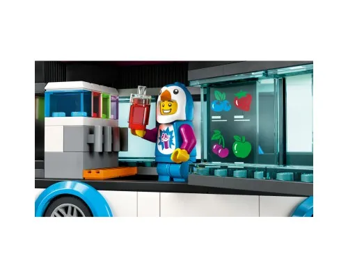 Конструктор LEGO City Веселый фургон пингвина 194 детали (60384)