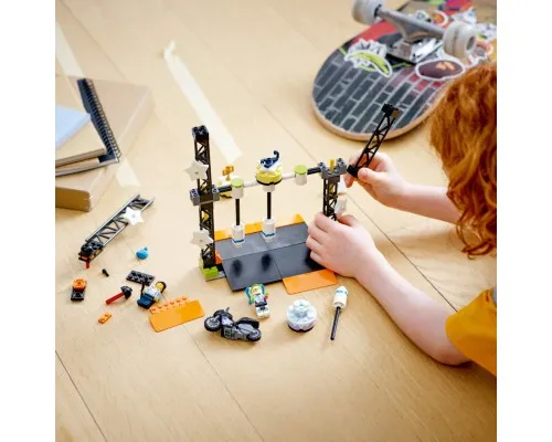 Конструктор LEGO City Stuntz Каскадерське завдання «Нокдаун» 117 деталей (60341)