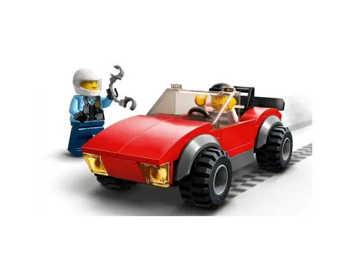 Конструктор LEGO City Преследование автомобиля на полицейском мотоцикле (60392)