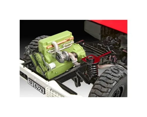 Збірна модель Revell Пожежна машина Unimog U1300L TLF 8/18 рівень 5 масштаб 1:24 (RVL-07512)