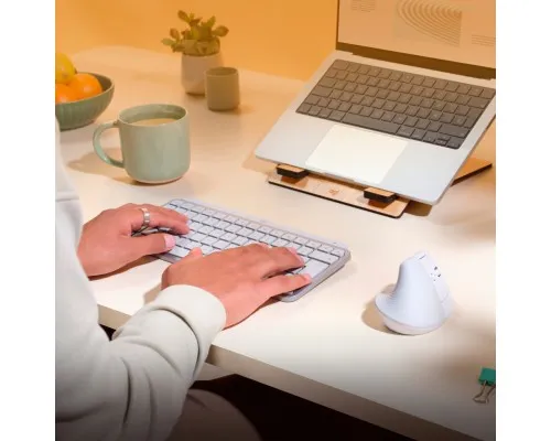 Мышка Logitech Lift for Mac Vertical Ergonomic Mouse Off White (910-006477)