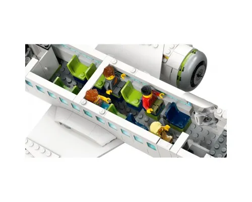 Конструктор LEGO City Пасажирський літак 913 деталей (60367)