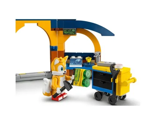 Конструктор LEGO Sonic the Hedgehog Мастерская Тейлз и самолет Торнадо 376 деталей (76991)