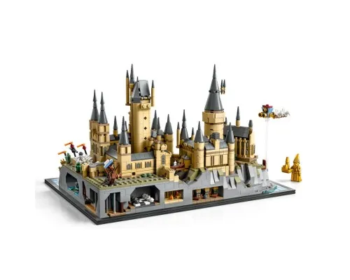 Конструктор LEGO Harry Potter Замок и территория Хогвартса 2660 деталей (76419)