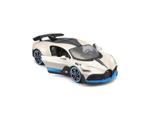 Машина Maisto Bugatti Divo білий 1:24 (31526 met. white)