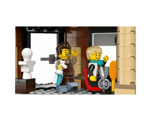 Конструктор LEGO City Центр города (60380)