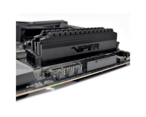 Модуль памяті для компютера DDR4 32GB (2x16GB) 3000 MHz Viper 4 Blackout Patriot (PVB432G300C6K)