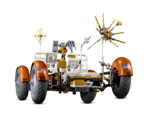 Конструктор LEGO Technic Лунный автомобиль NASA Apollo (42182)