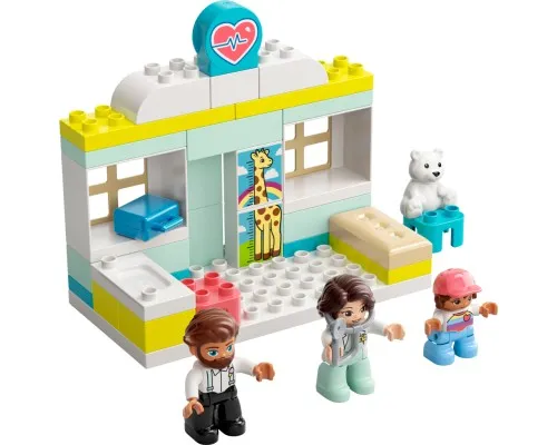 Конструктор LEGO DUPLO Town Поход к врачу 34 детали (10968)