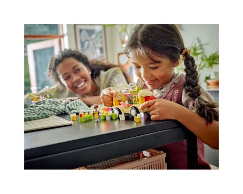 Конструктор LEGO Friends Грузовик с гот-догами 100 деталей (42633)