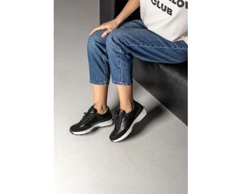 Жіночі легкі кросівки чорного кольору із натуральної шкіри з замшевими вставками