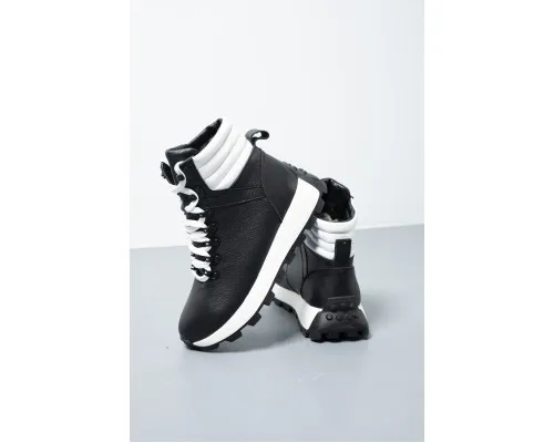 Спортивні зимові черевики чорно-білі